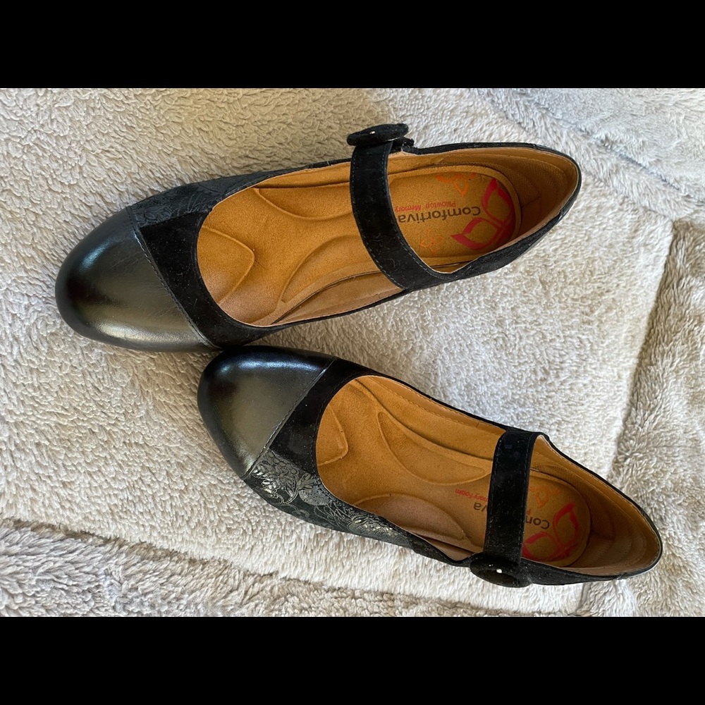 Cute Mary Janes 7.5